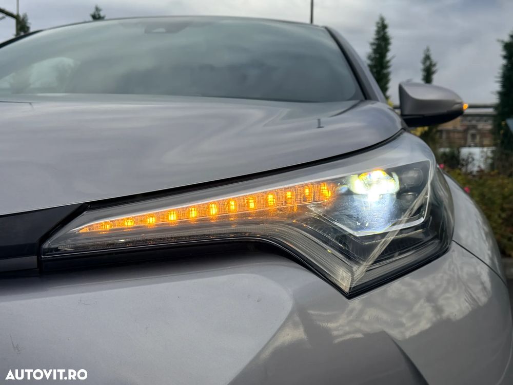 Toyota C-HR Lounge - 14