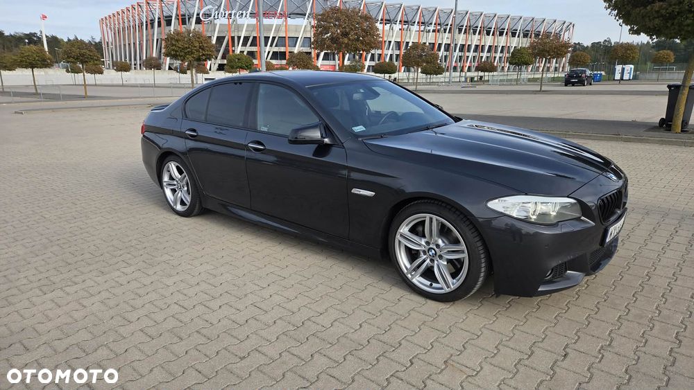 BMW Seria 5 525d - 8