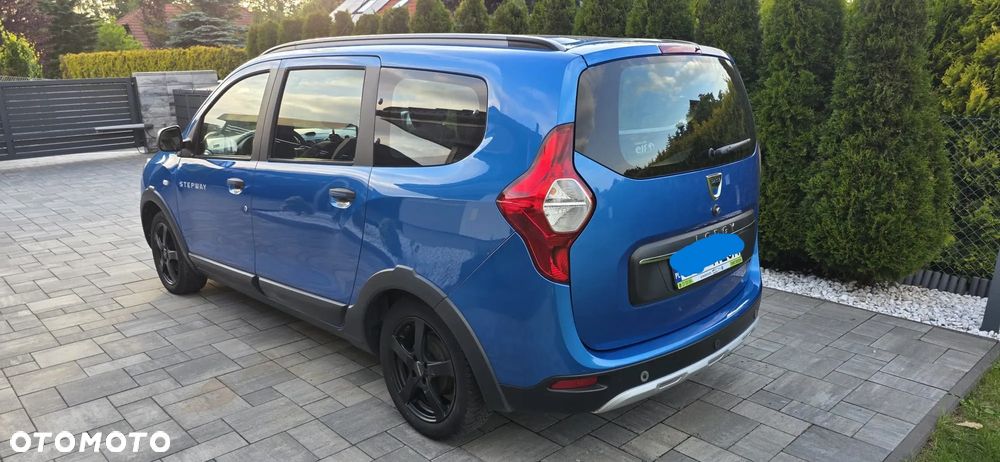 Dacia Lodgy TCe 115 Stepway - 4