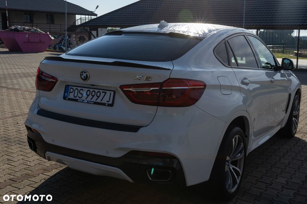 BMW X6 xDrive40d - 9