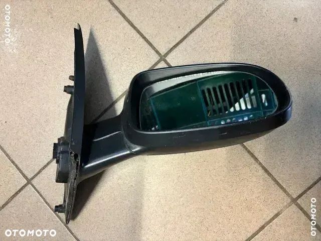 LUSTERKO PRAWE RÓŻNE KOLORY OPEL CORSA C 5 PIN - 3