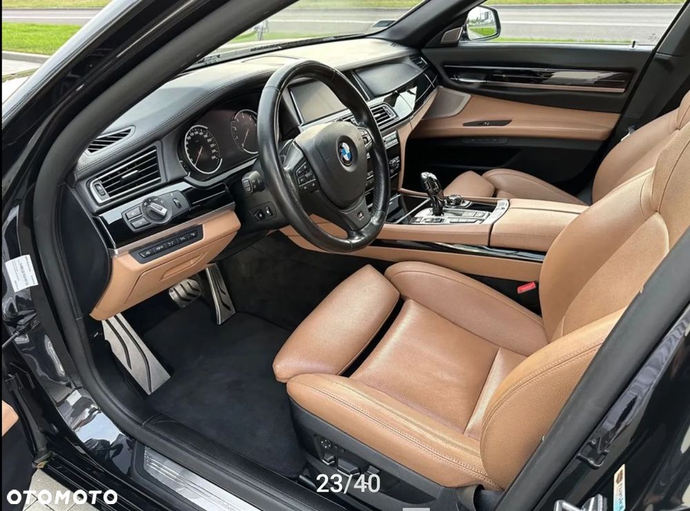 BMW Seria 7 750i L xDrive - 19