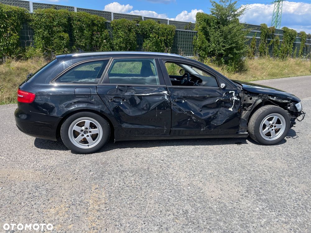 Audi A4 Avant - 6