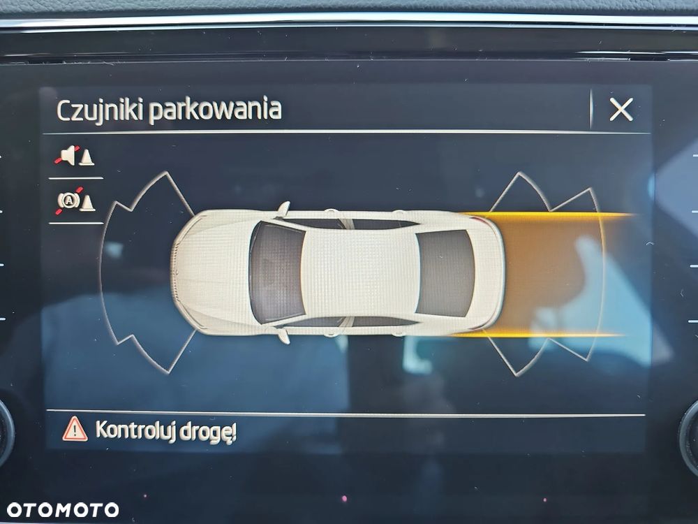 Skoda Superb 2.0 TDI SCR Ambition DSG - 19