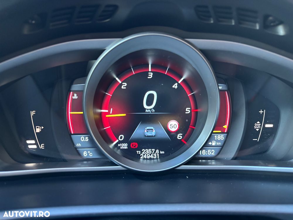 Volvo V40 D2 Basic - 13