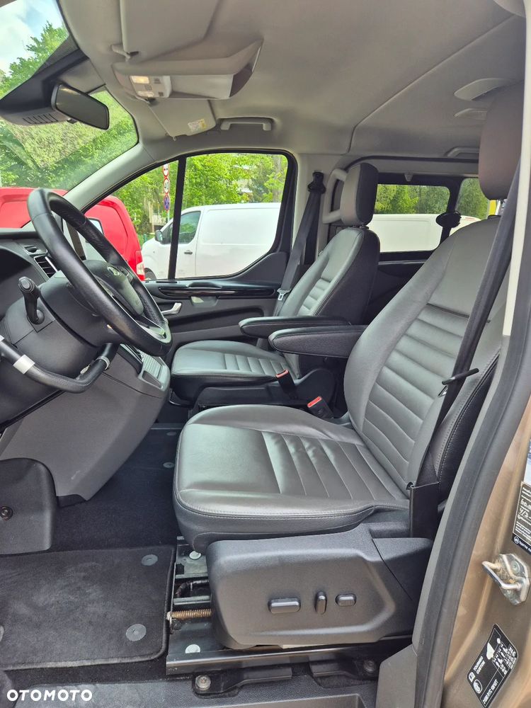 Ford Tourneo Custom 320 L2H1 VA Autm Titanium X - 10
