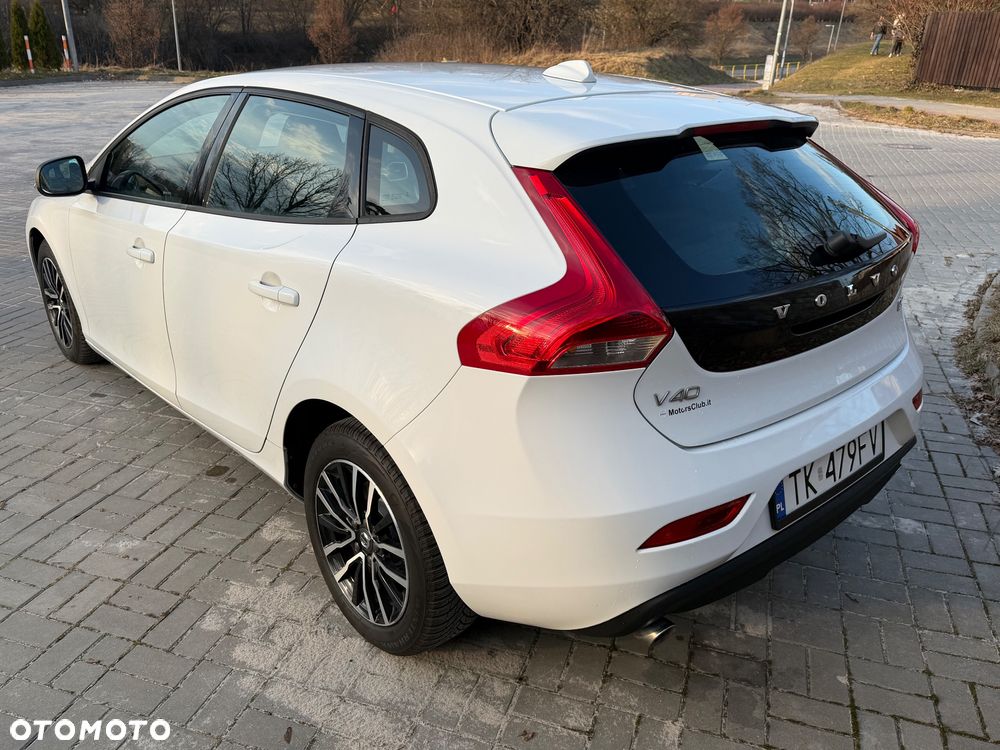 Volvo V40 D2 Geartronic Momentum - 7