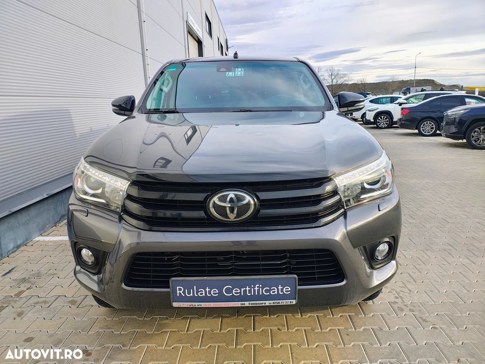 Toyota Hilux 4x4 Double Cab A/T Invincible - 3