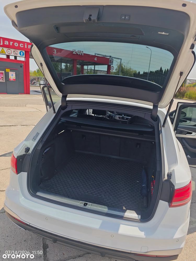 Audi A4 Avant 2.0 TDI S tronic - 11