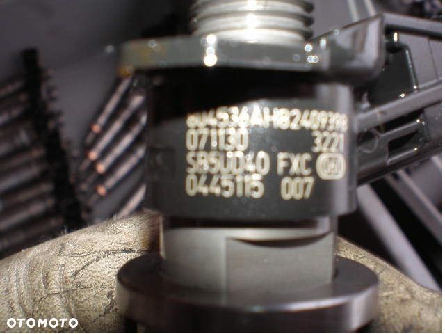 Wtryskiwacze, wtryski Opel Viaro 2.0 CDTI 0445115007 - 3