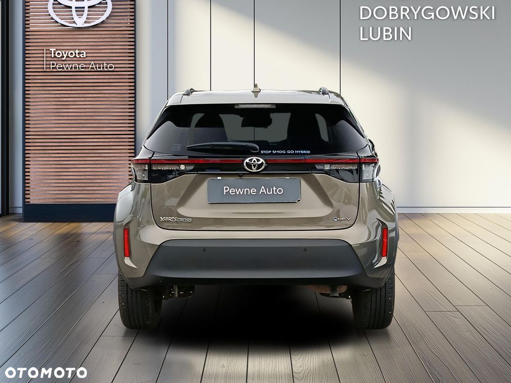 Toyota Yaris Cross Hybrid 1.5 Executive - 4