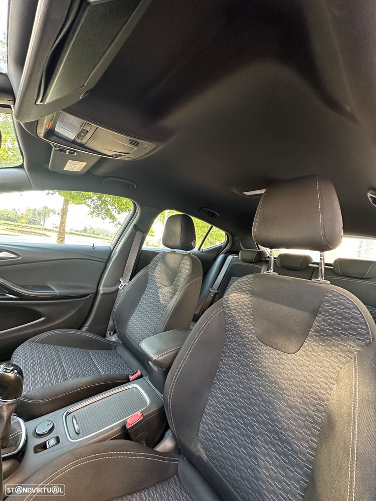 Opel Astra 1.6 CDTI Dynamic Sport S/S - 11