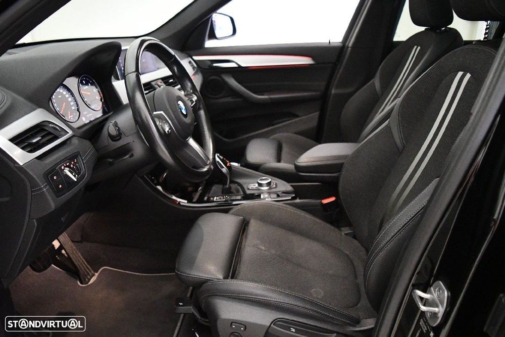 BMW X1 18 d sDrive Auto Line Sport - 4