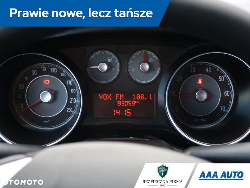 Fiat Punto 2012 - 12