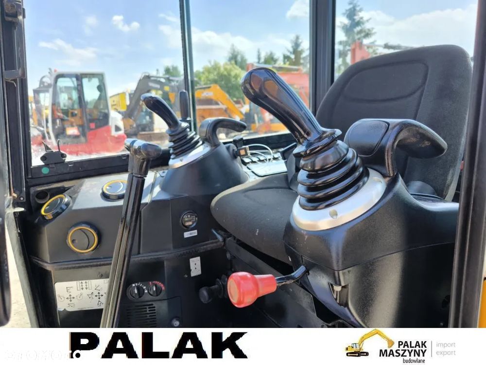 JCB Mini koparka JCB 16 C -1 , 2021 rok - 11