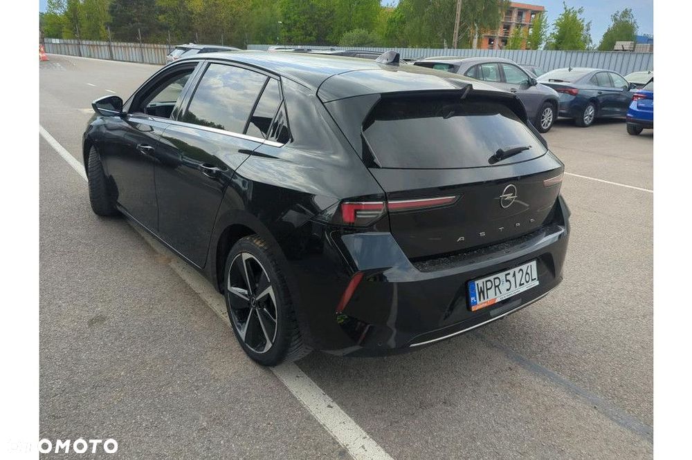 Opel Astra - 2