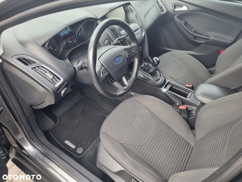 Ford Focus 1.0 EcoBoost 99g Titanium - 17