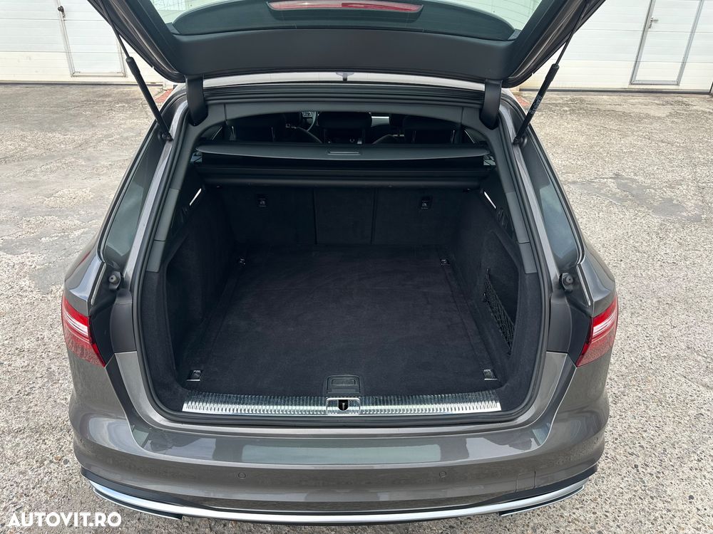 Audi A4 30 TDI S tronic - 27