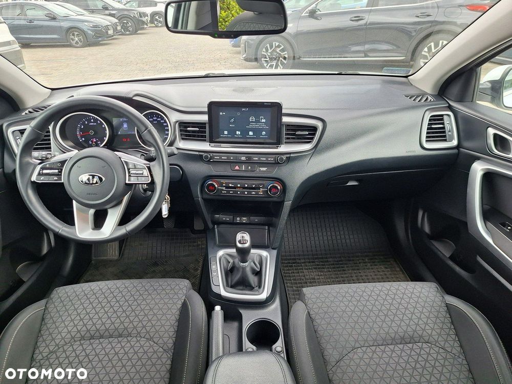Kia Ceed 1.4 T-GDI M - 25