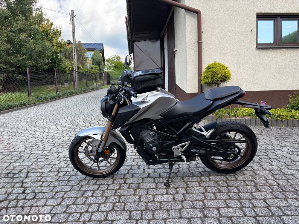 Honda CB - 5