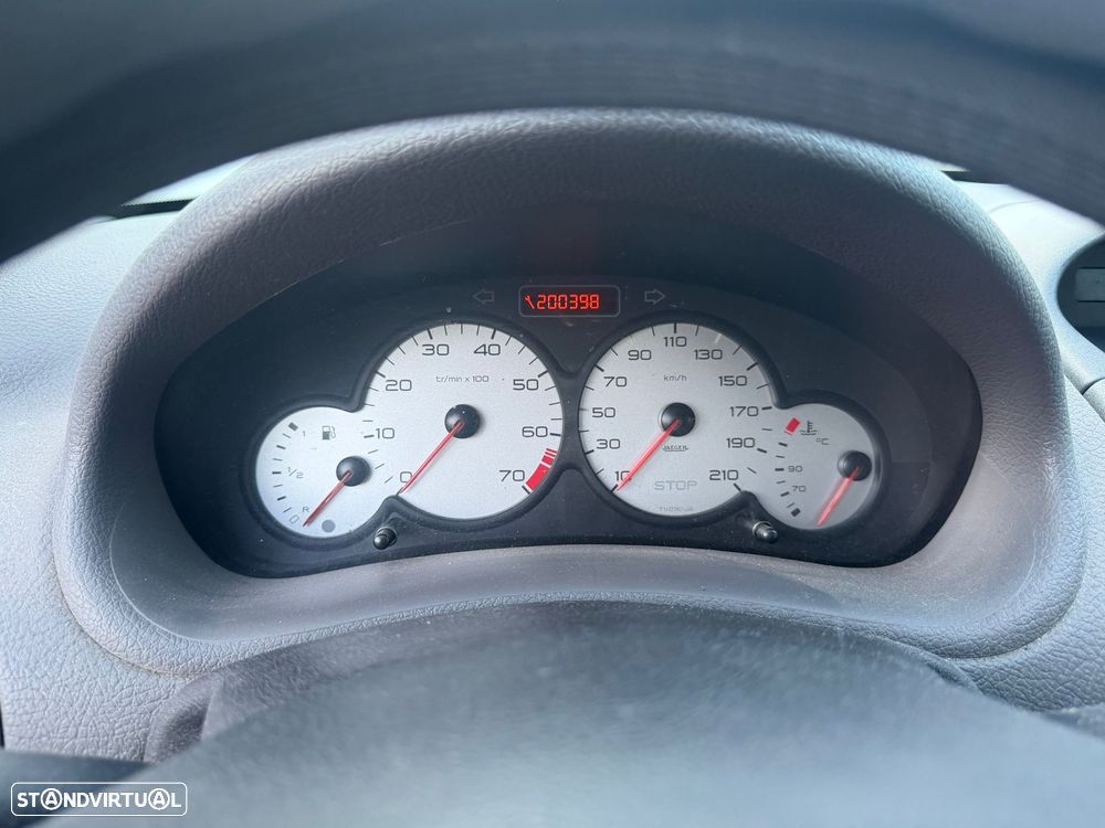 Peugeot 206 - 2
