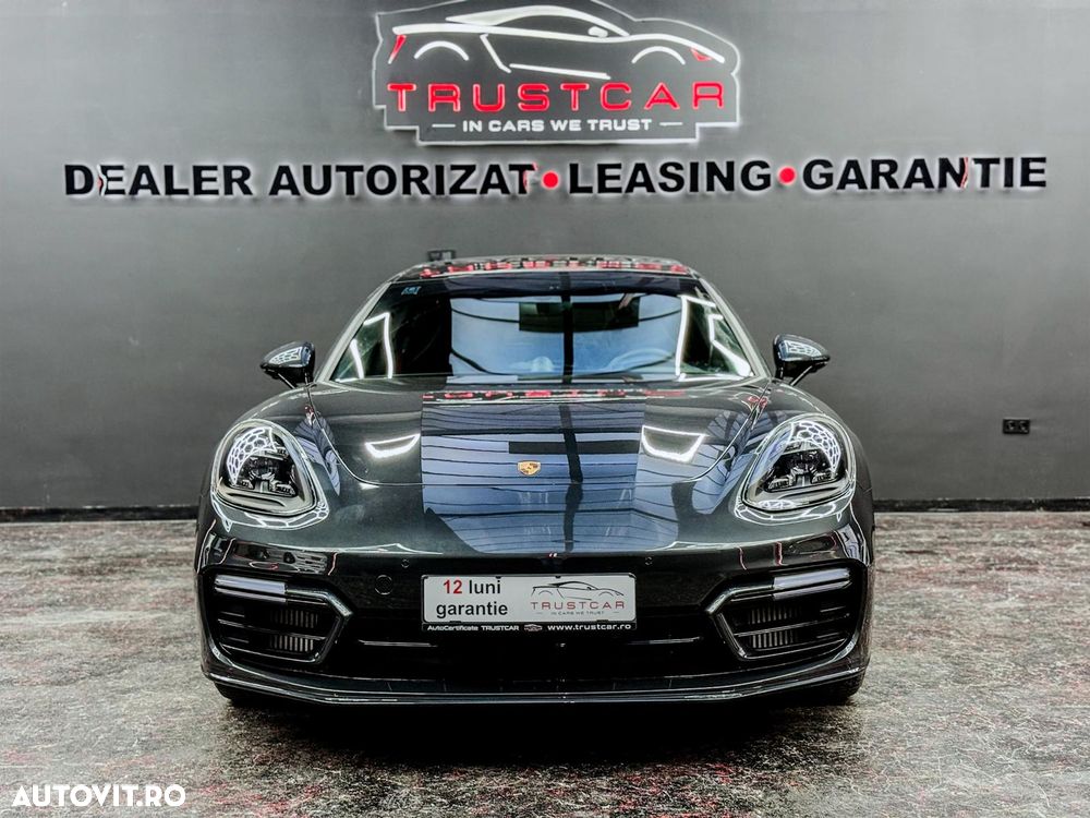 Porsche Panamera GTS - 4