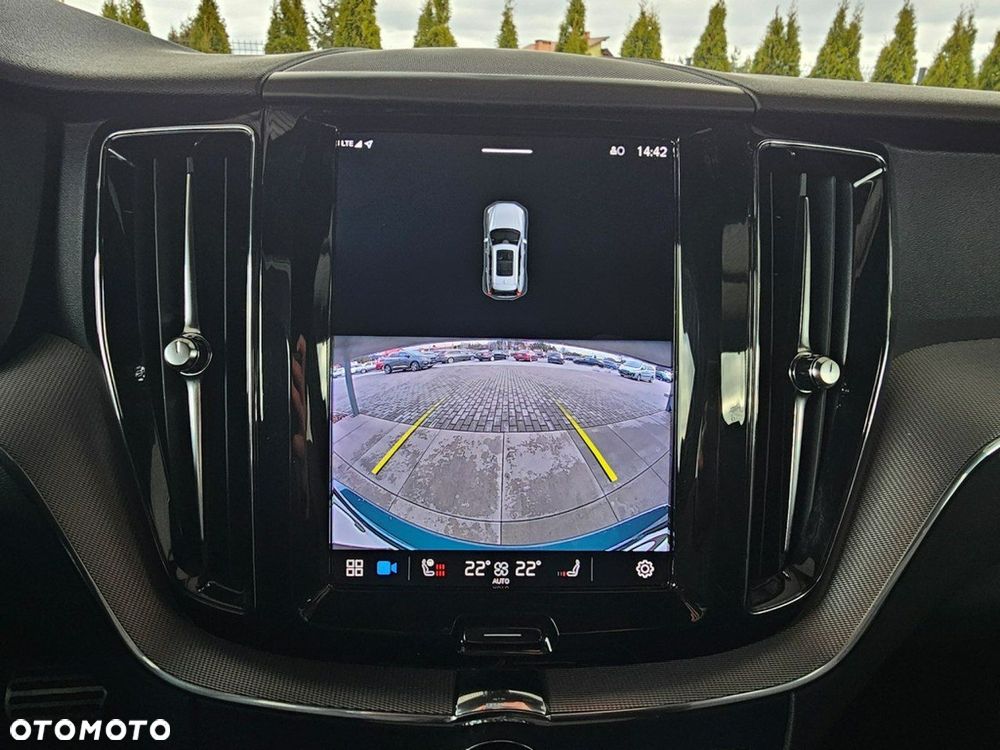Volvo XC 60 - 18