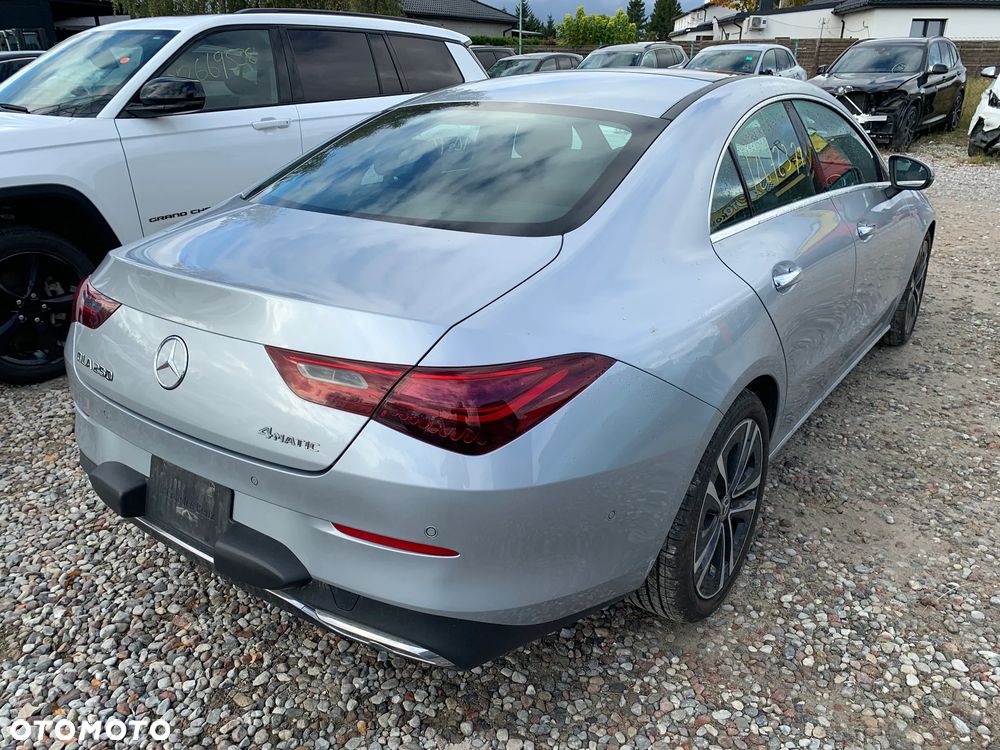 Mercedes-Benz CLA 250 4Matic 8G-DCT Edition Progressive Line - 7
