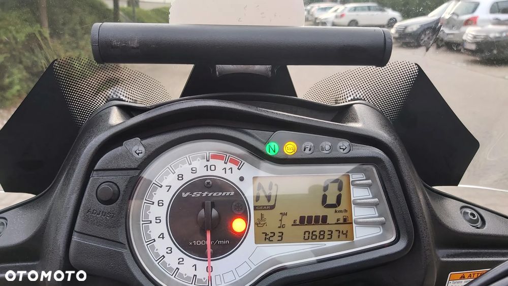 Suzuki DL - 6