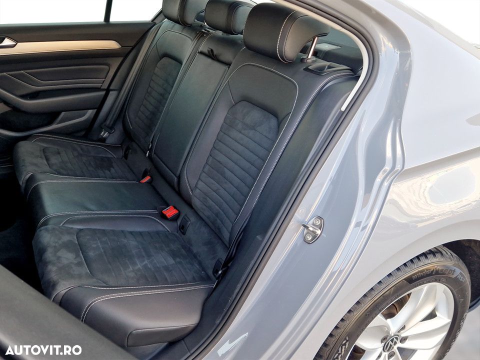 Volkswagen Passat 2.0 TDI DSG Highline - 16