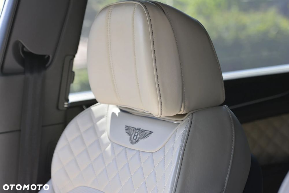 Bentley Bentayga - 13