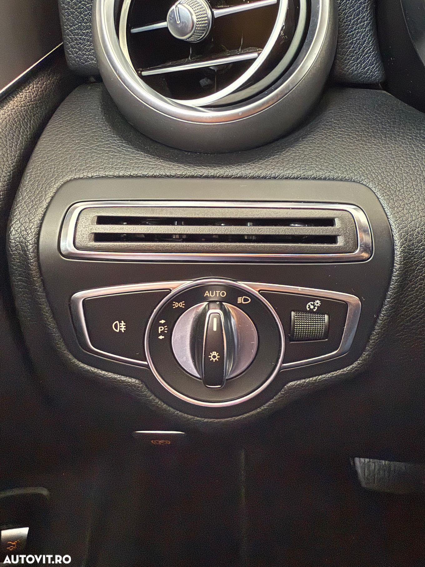 Mercedes-Benz C 200 4MATIC Aut. - 27