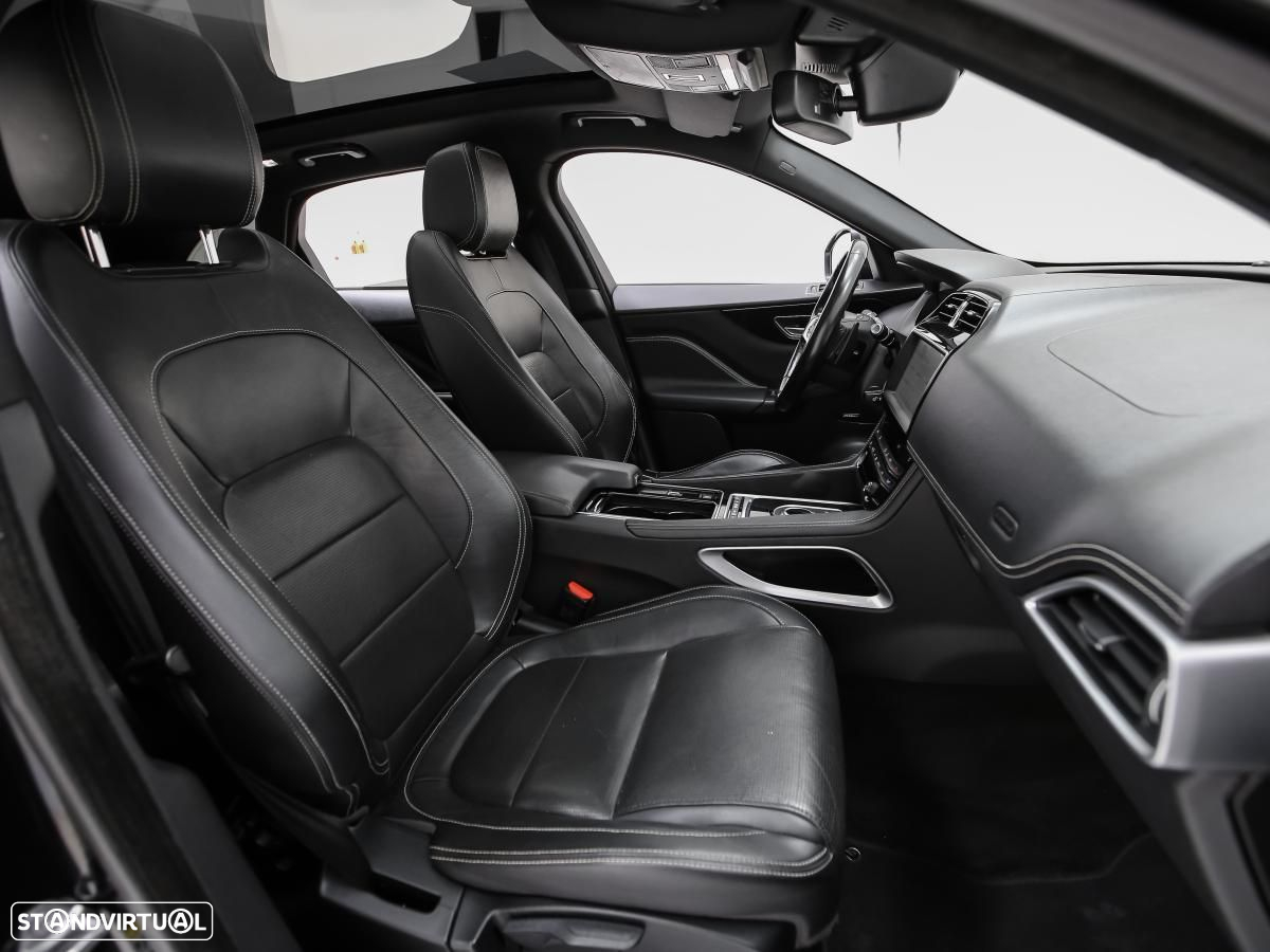 Jaguar F-Pace - 10
