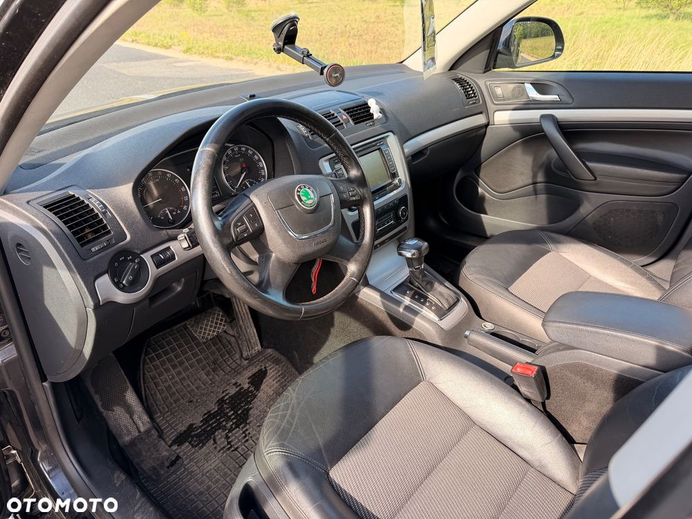 Skoda Octavia 2.0 TDI DPF DSG Elegance - 8