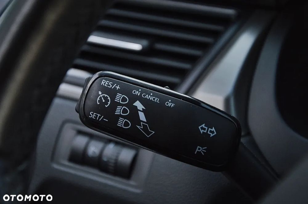 Skoda RAPID 1.4 TDI DPF Joy DSG - 21