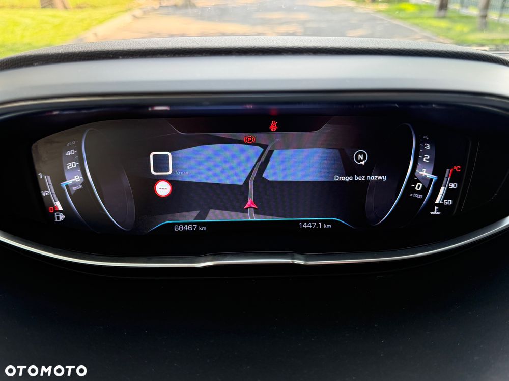 Peugeot 3008 PureTech 130 Stop & Start GPF Allure - 21