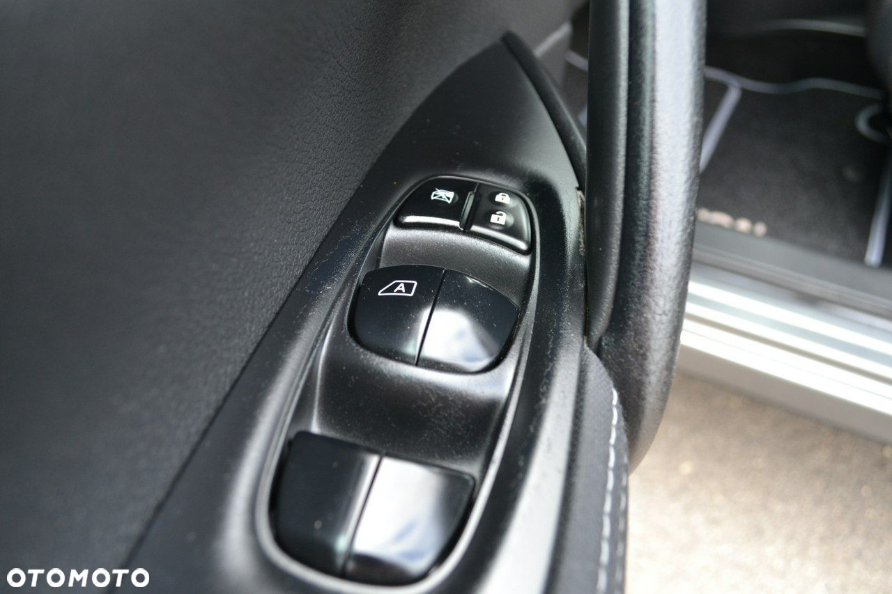 Nissan Qashqai - 18