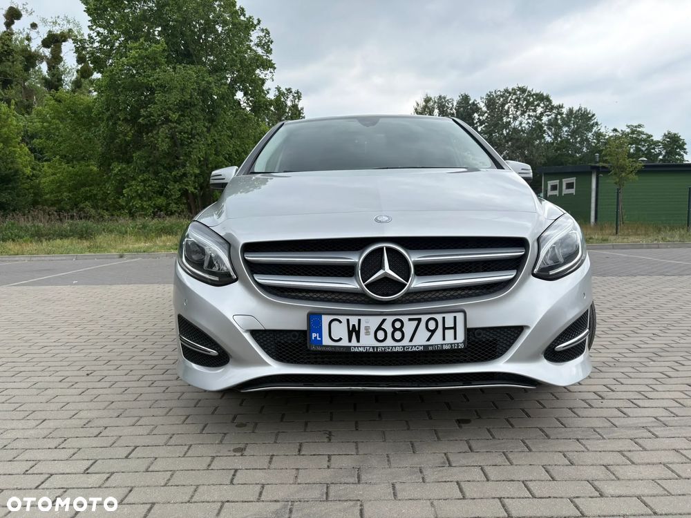 Mercedes-Benz Klasa B 180 7G-DCT - 2