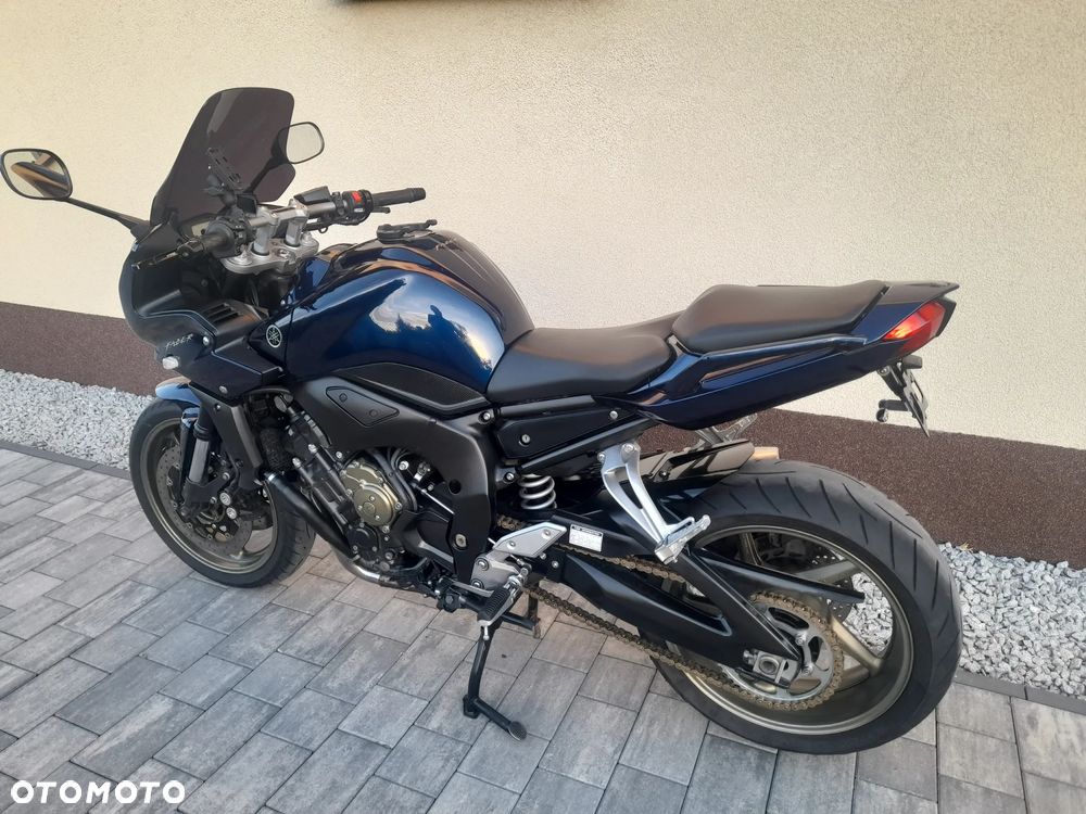 Yamaha FZ - 20