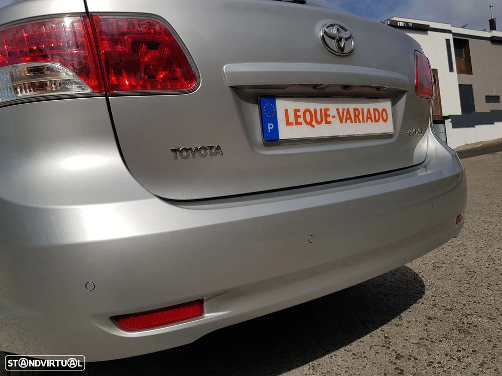 Toyota Avensis 2.0 D-4D Exclusive +Pele+GPS — fotografia 59