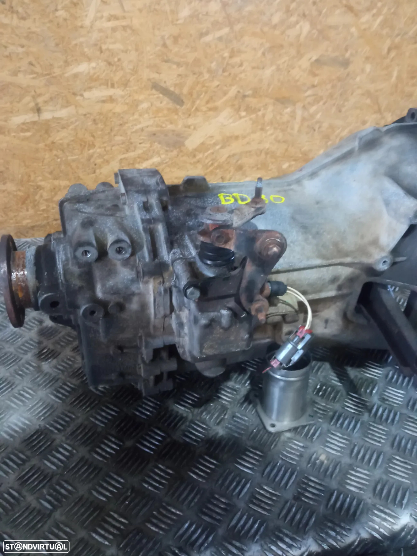 Caixa de velocidades Nissan Cabstar 3.0 Diesel Motor BD30 - 3