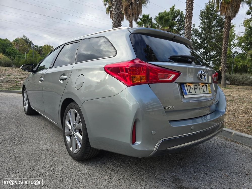Toyota Auris Touring Sports 1.8 HSD Exclusive+TSS - 2