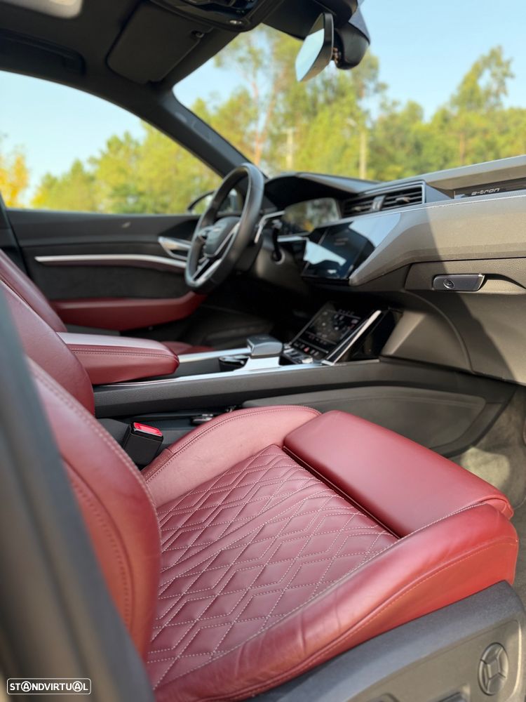Audi e-tron S quattro - 36