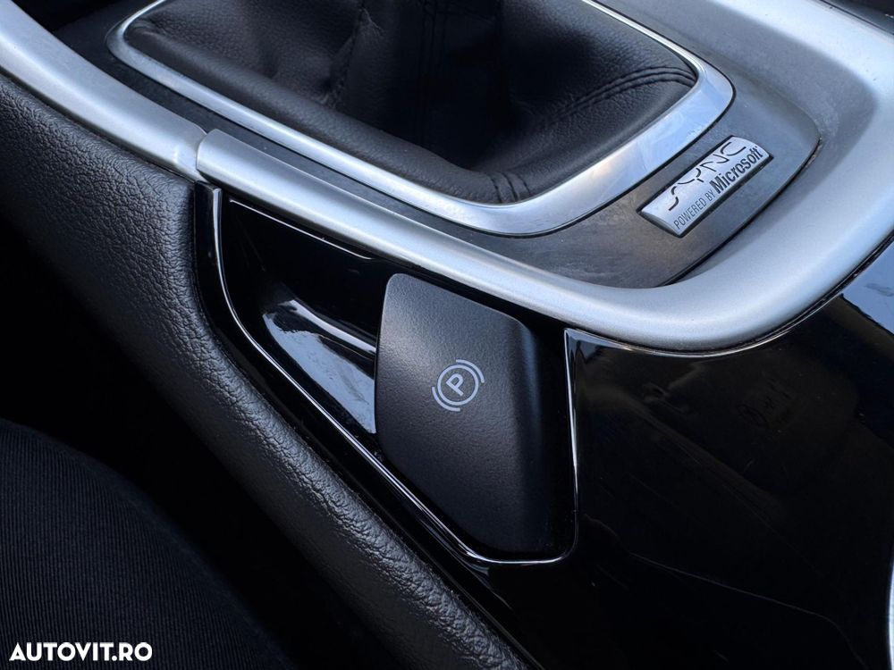 Ford Mondeo - 13