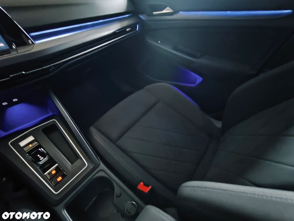 Volkswagen Golf - 39