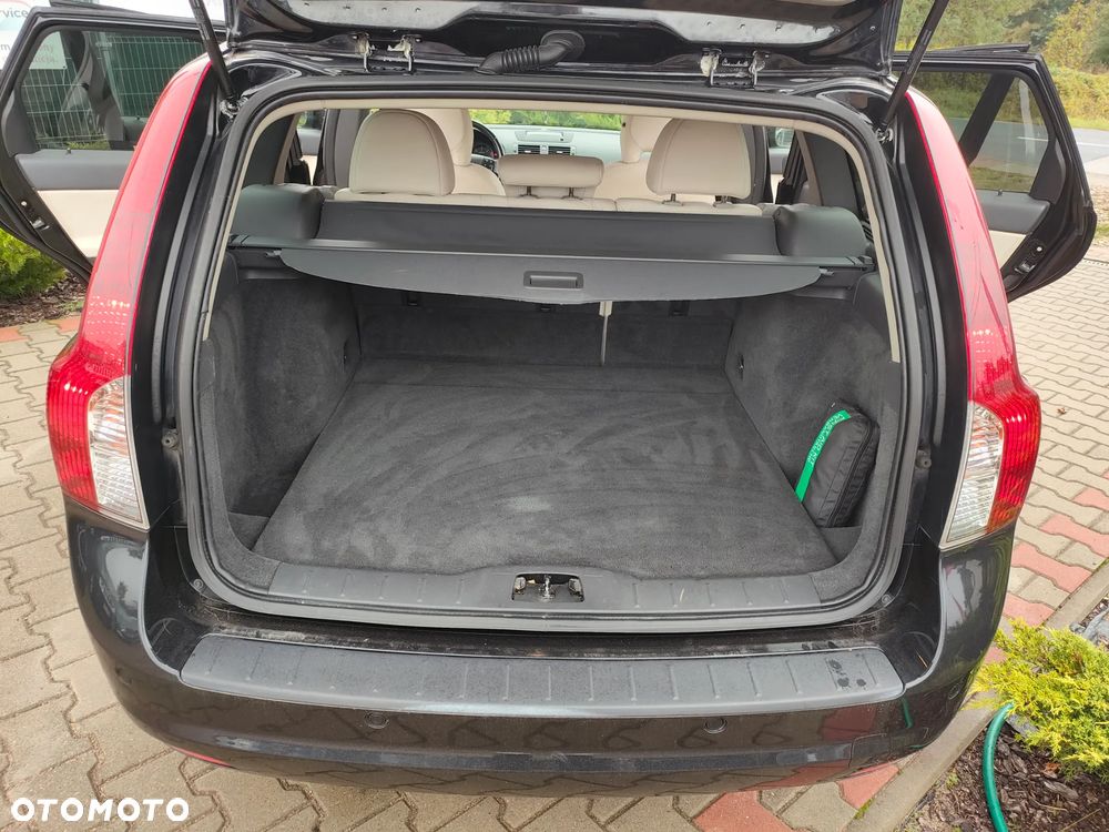 Volvo V50 D2 Momentum - 29