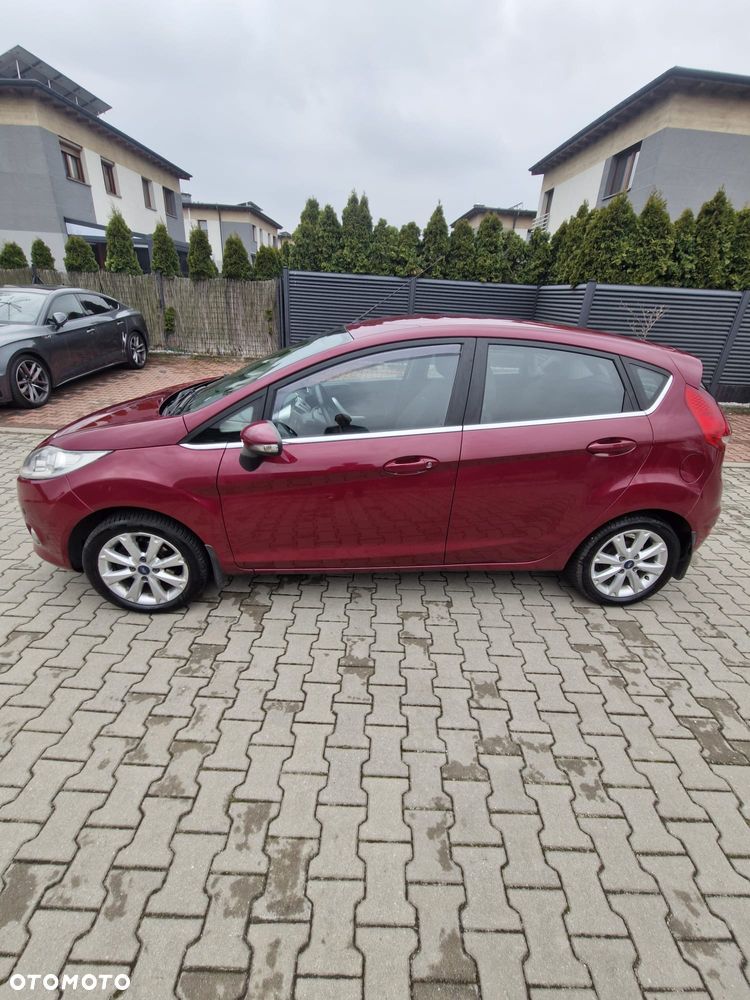 Ford Fiesta 1.4 Titanium EU5 - 4