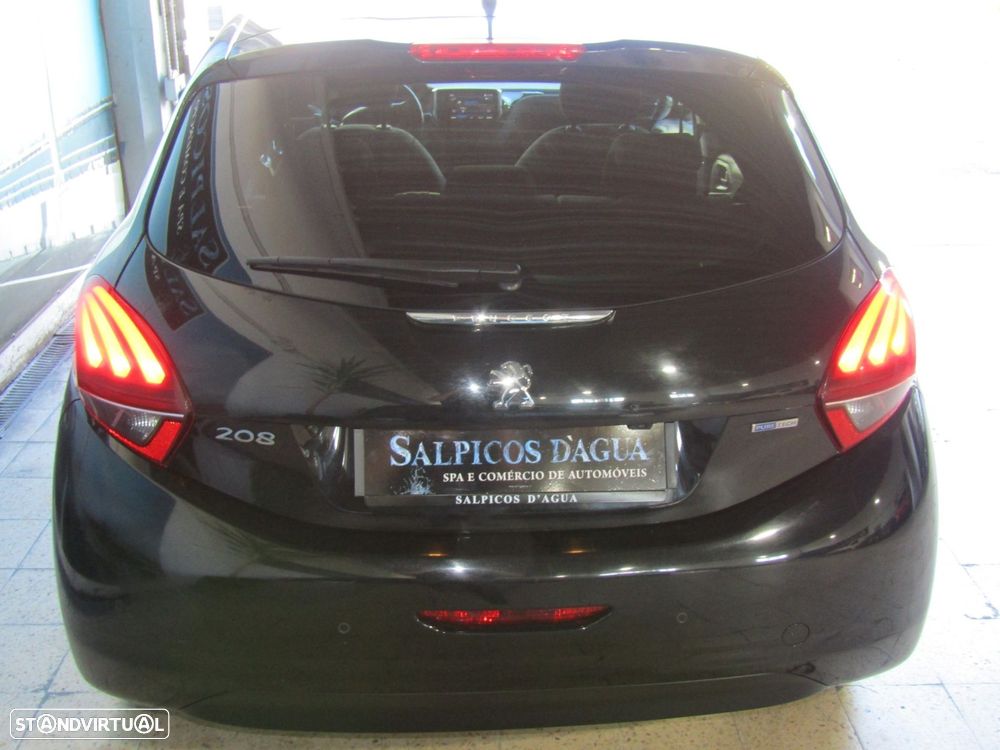 Peugeot 208 1.2 PureTech Style - 5