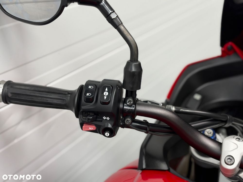 Triumph Tiger - 19