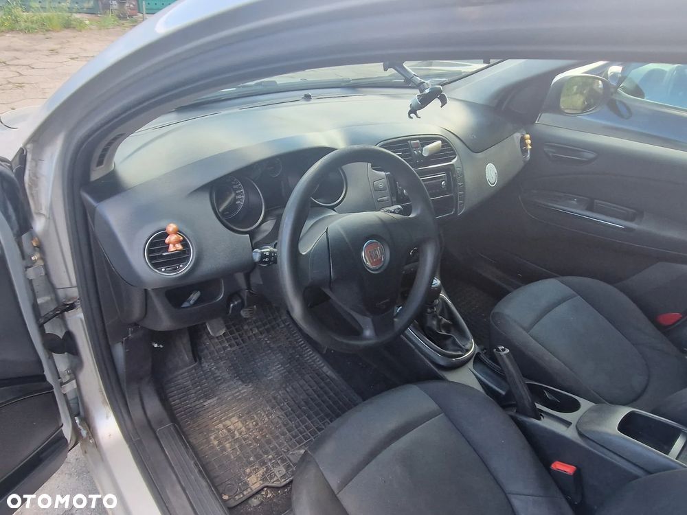 Fiat Bravo 1.4 16V Estiva Plus - 6